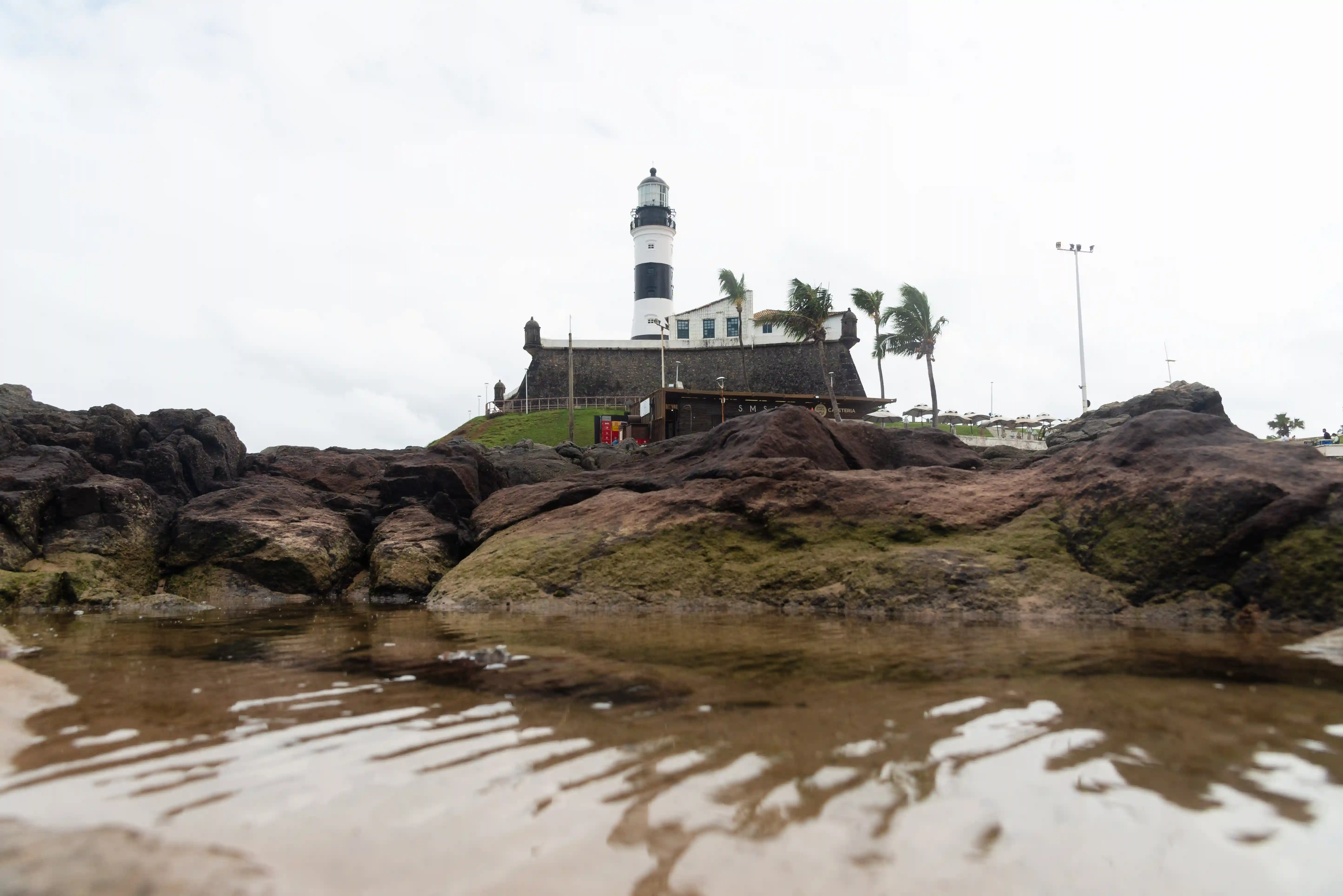 Anchuthengu Fort & Lighthouse